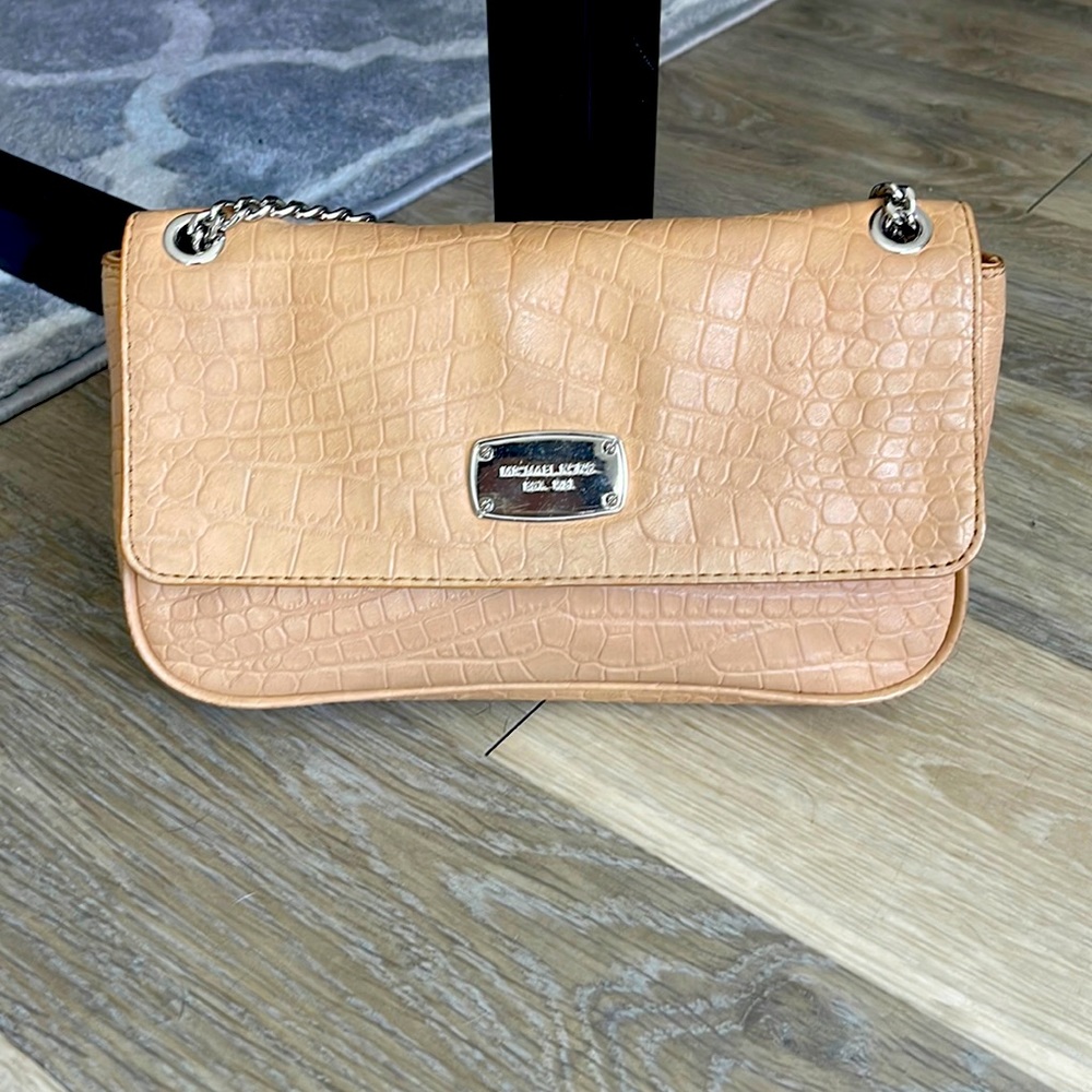 Michael Kors envelope chain bag. Used